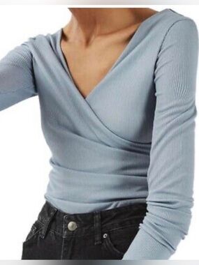 ✨🩵Club Monaco Faux Wrap Long Sleeve Top Grey/Gris Textured Blouse Size M